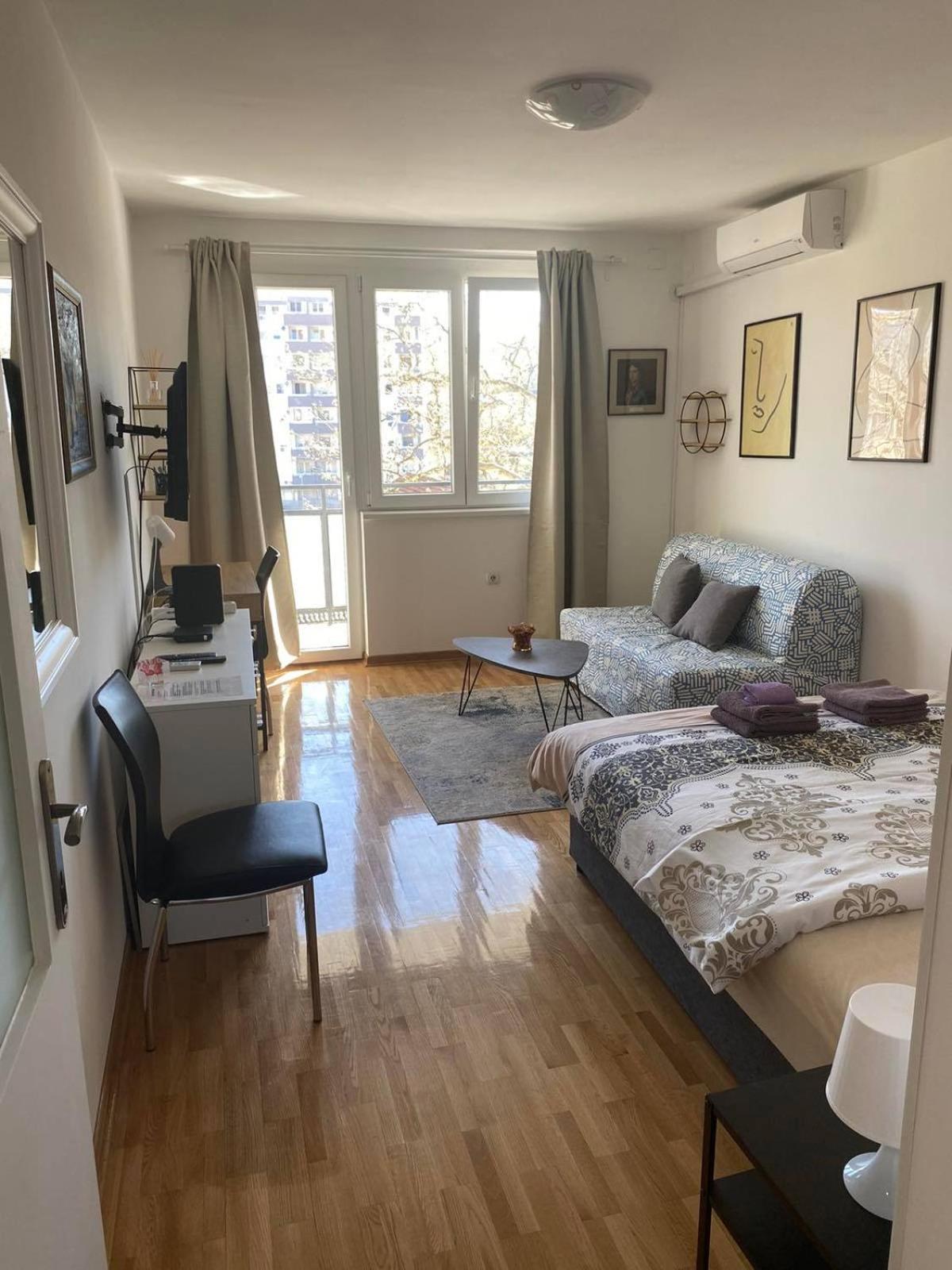 Bruno Place